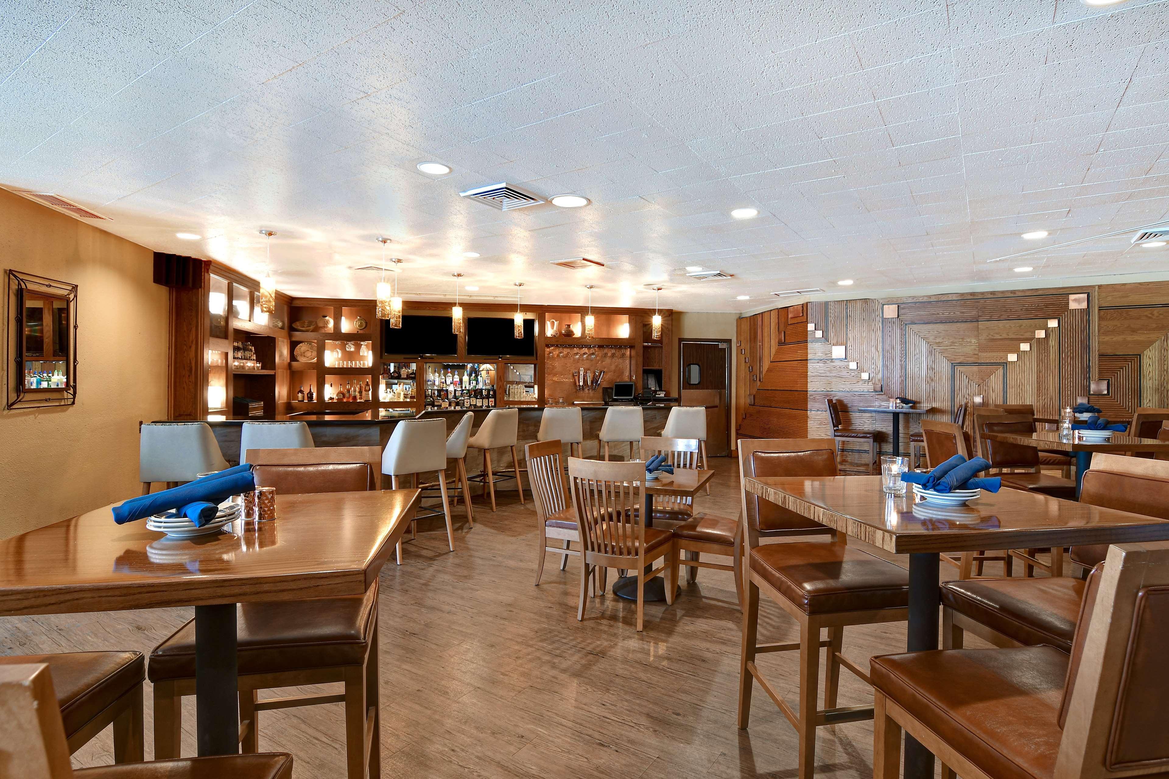 Doubletree By Hilton Phoenix- Tempe Bagian luar foto