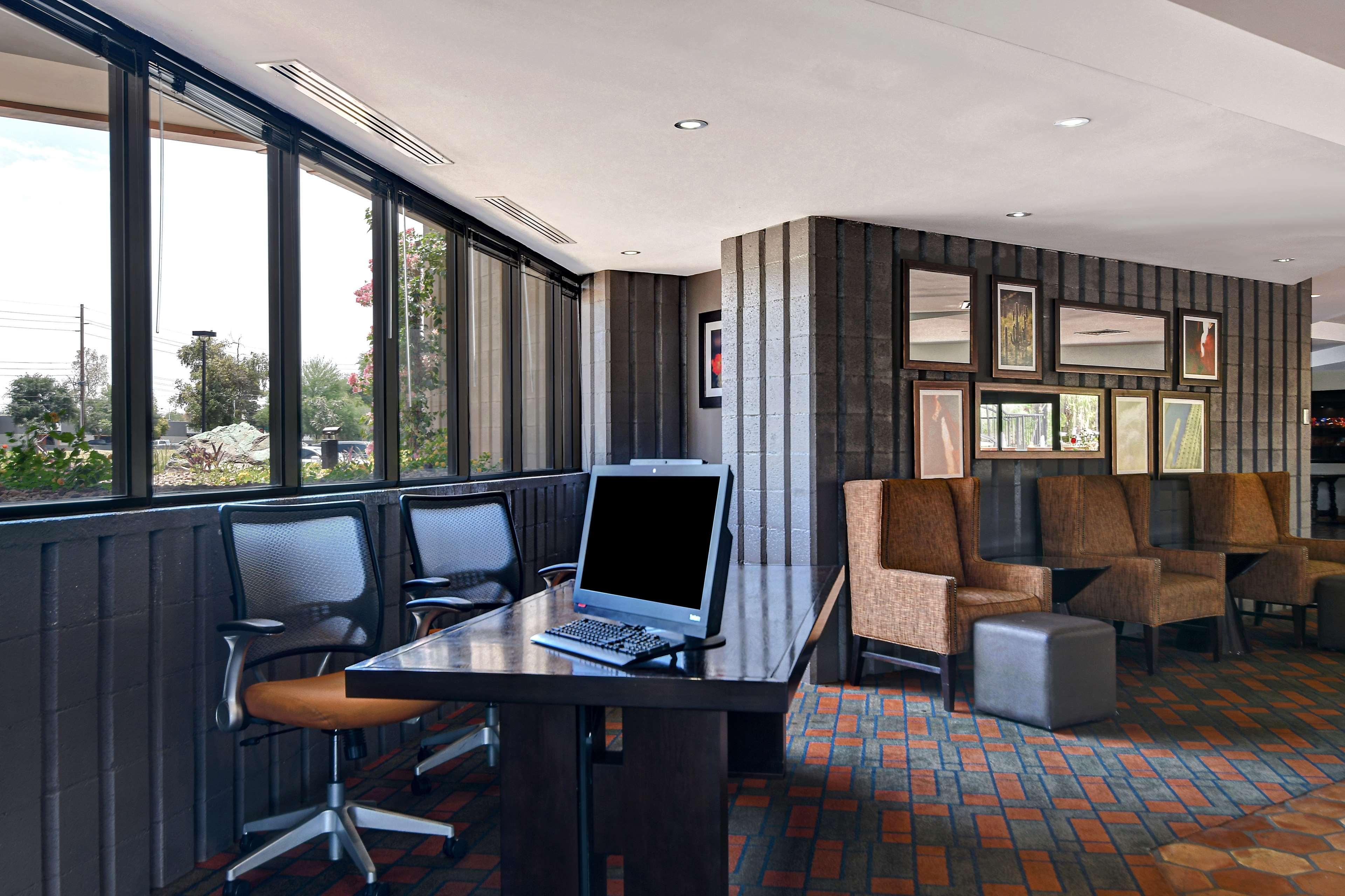 Doubletree By Hilton Phoenix- Tempe Bagian luar foto