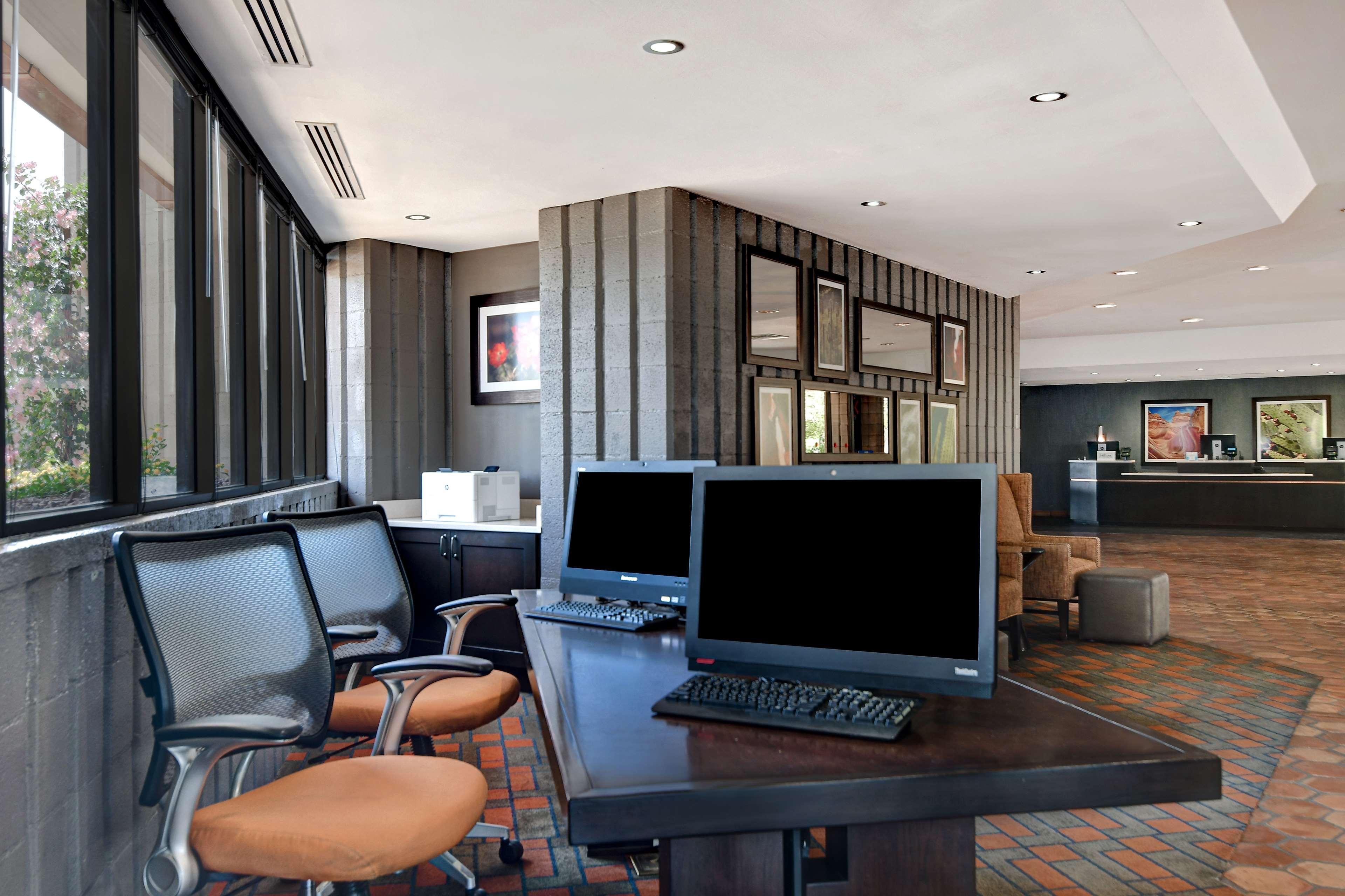 Doubletree By Hilton Phoenix- Tempe Bagian luar foto