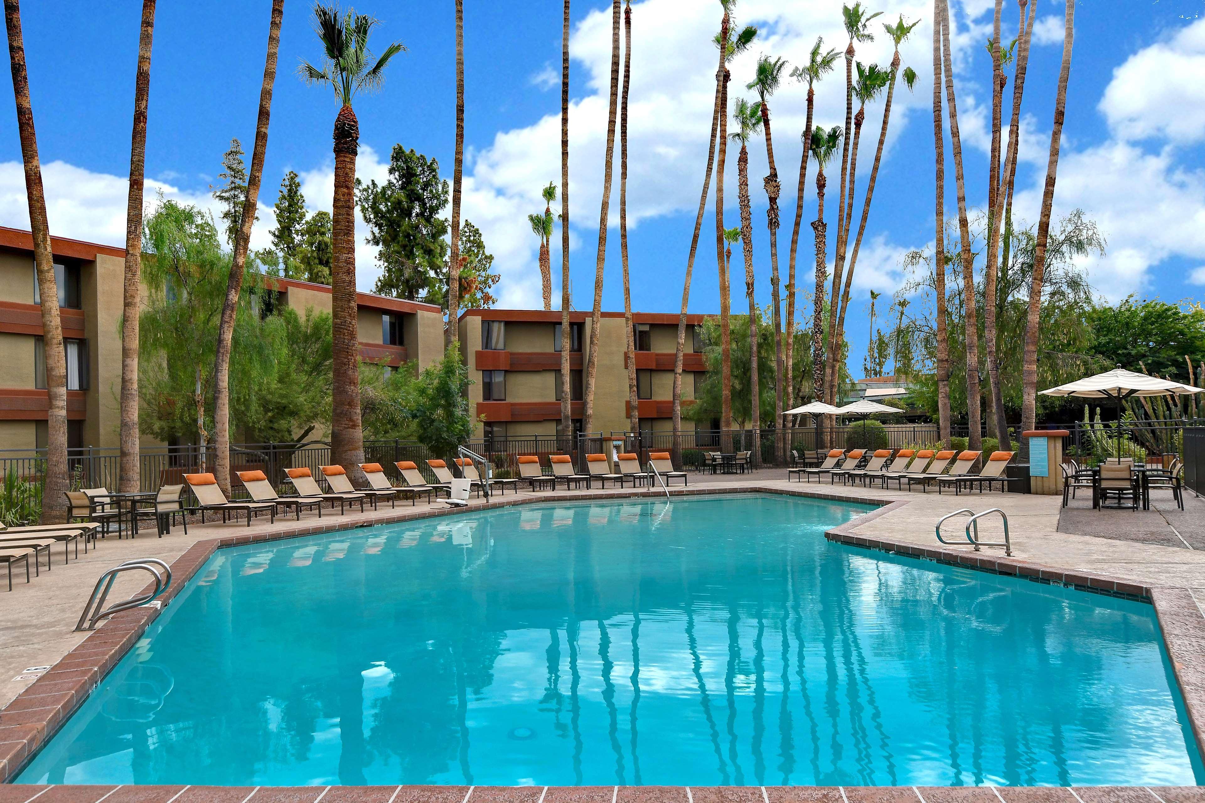 Doubletree By Hilton Phoenix- Tempe Bagian luar foto