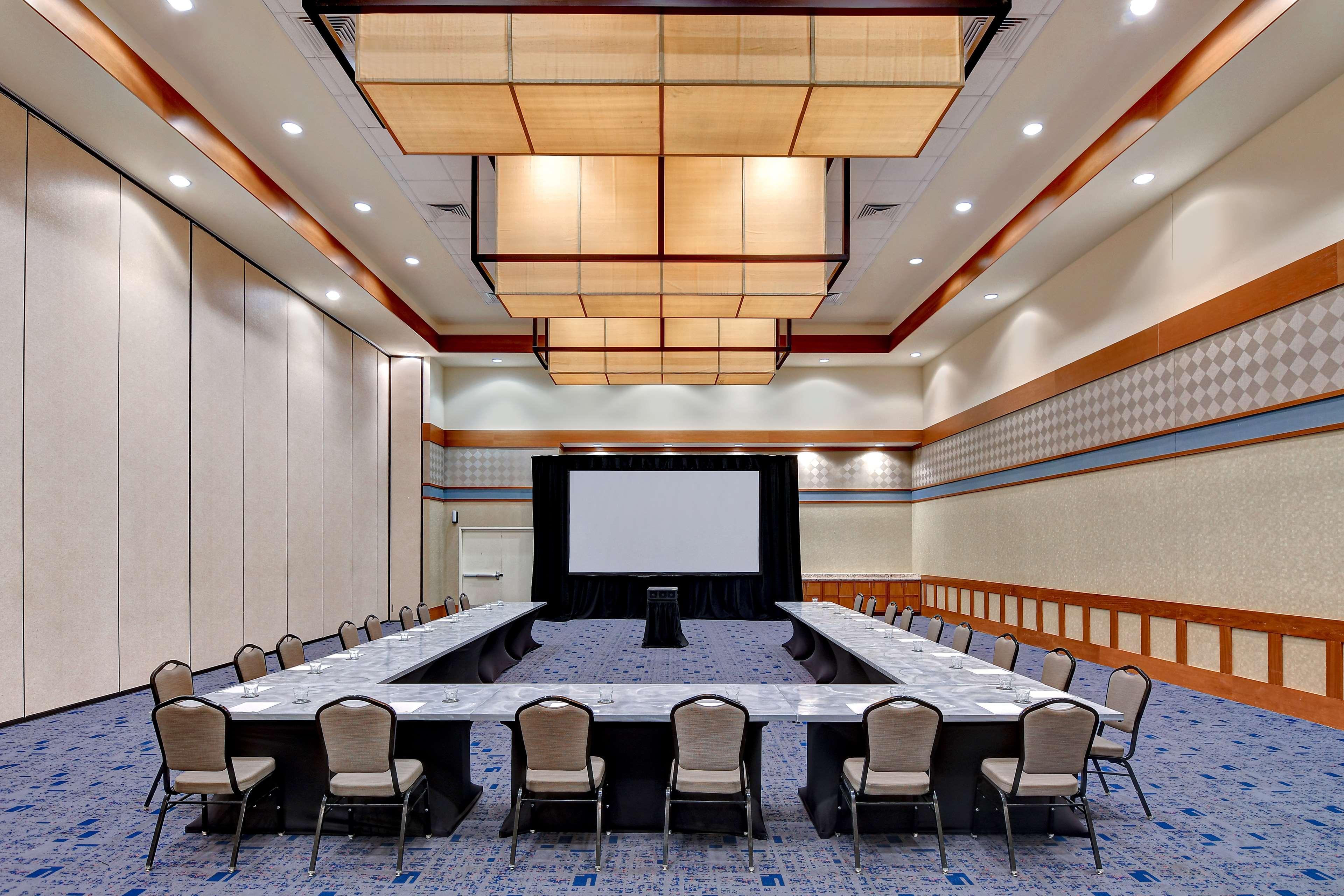 Doubletree By Hilton Phoenix- Tempe Bagian luar foto