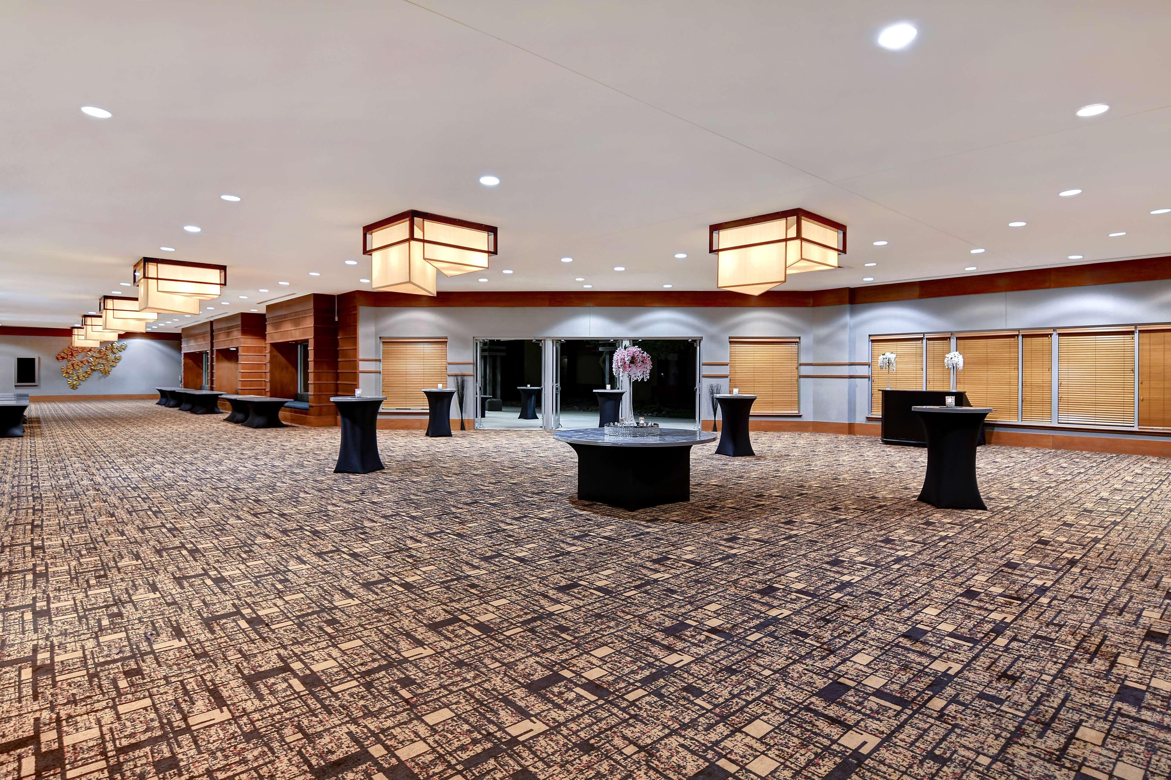 Doubletree By Hilton Phoenix- Tempe Bagian luar foto