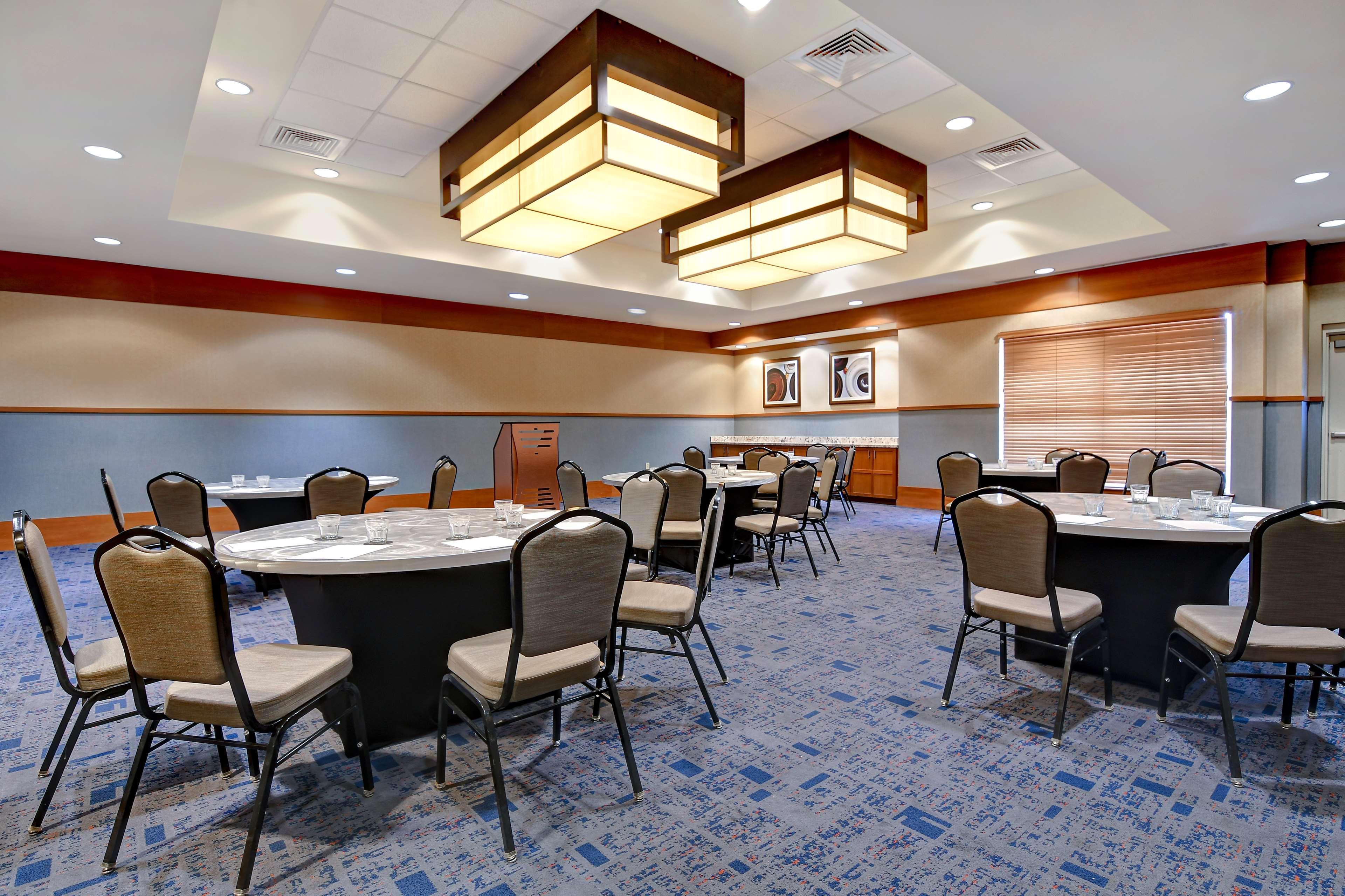 Doubletree By Hilton Phoenix- Tempe Bagian luar foto