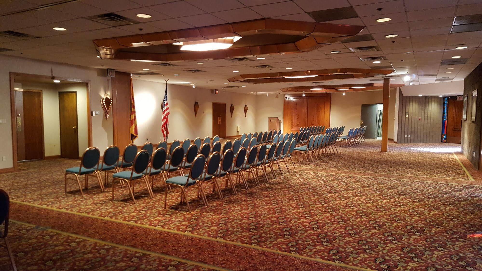 Doubletree By Hilton Phoenix- Tempe Bagian luar foto