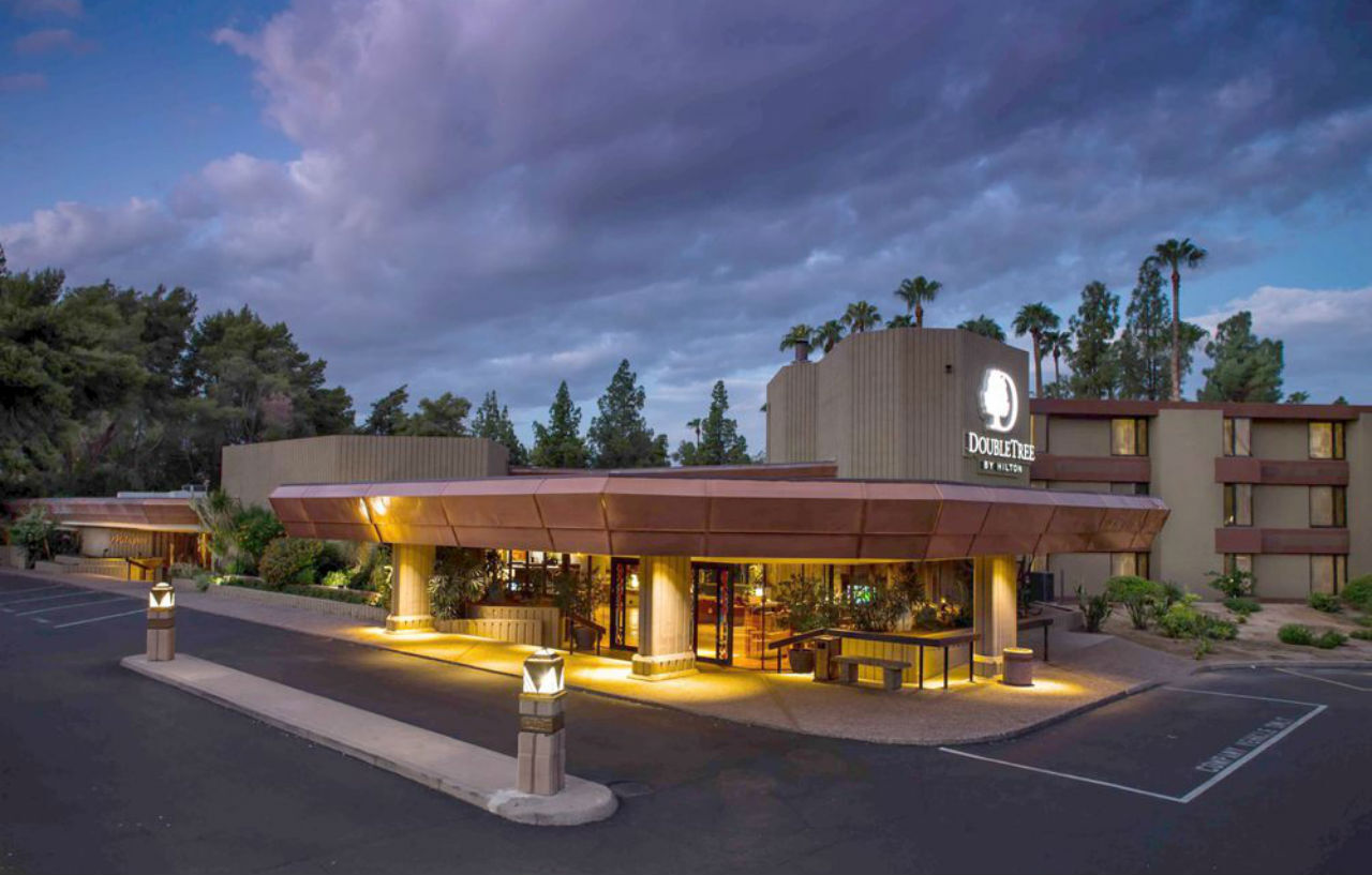 Doubletree By Hilton Phoenix- Tempe Bagian luar foto